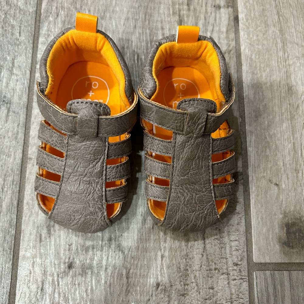 Baby shoes